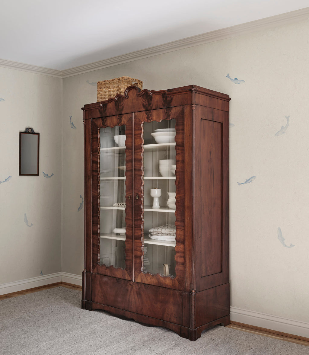 Hav wall mural by Sandberg in Misty Blue, styled in a room, view 2
