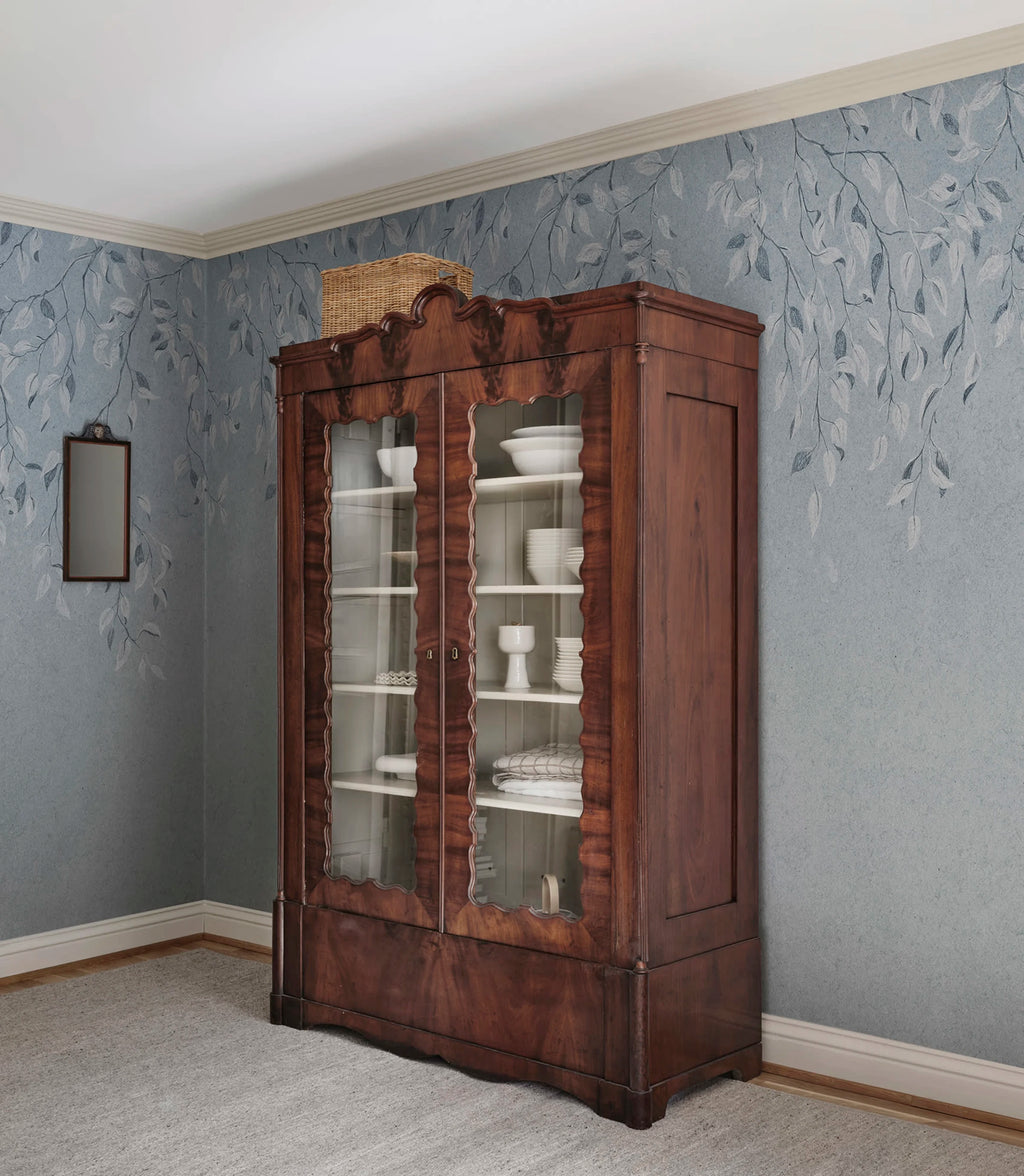 Liselund wall mural by Sandberg – botanical design, Blue – Misty Blue – styled in a room setting, view 4