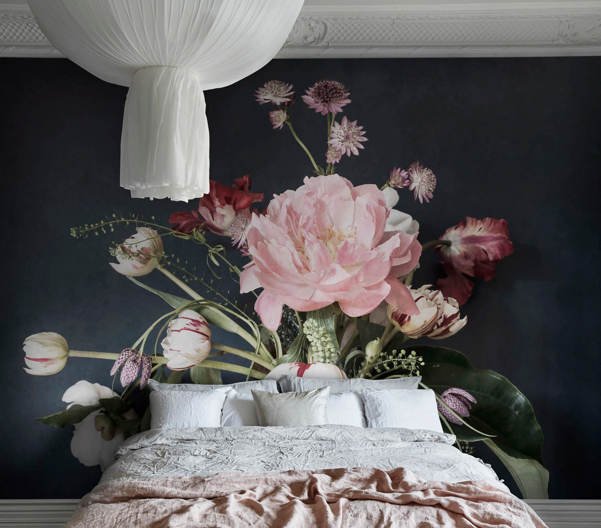 Julie wall mural by Sandberg – floral design, Black – styled in a room setting