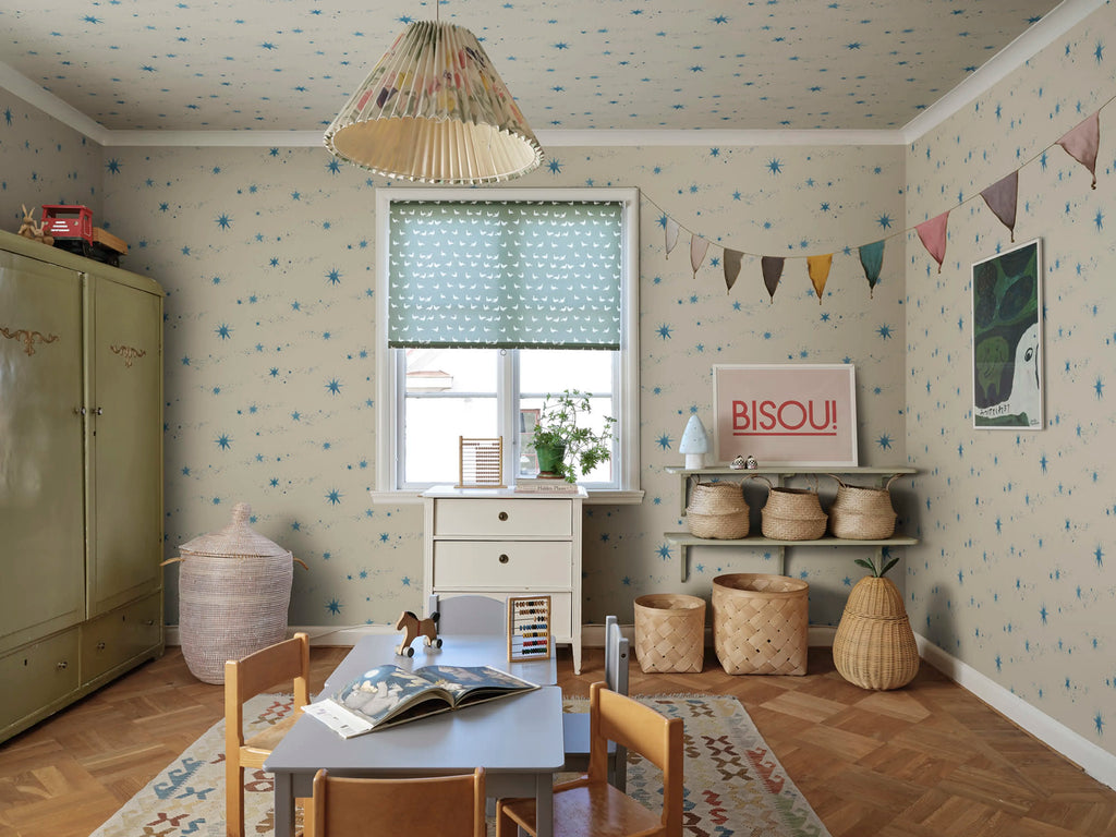 Gillis wall mural by Sandberg in a room setting