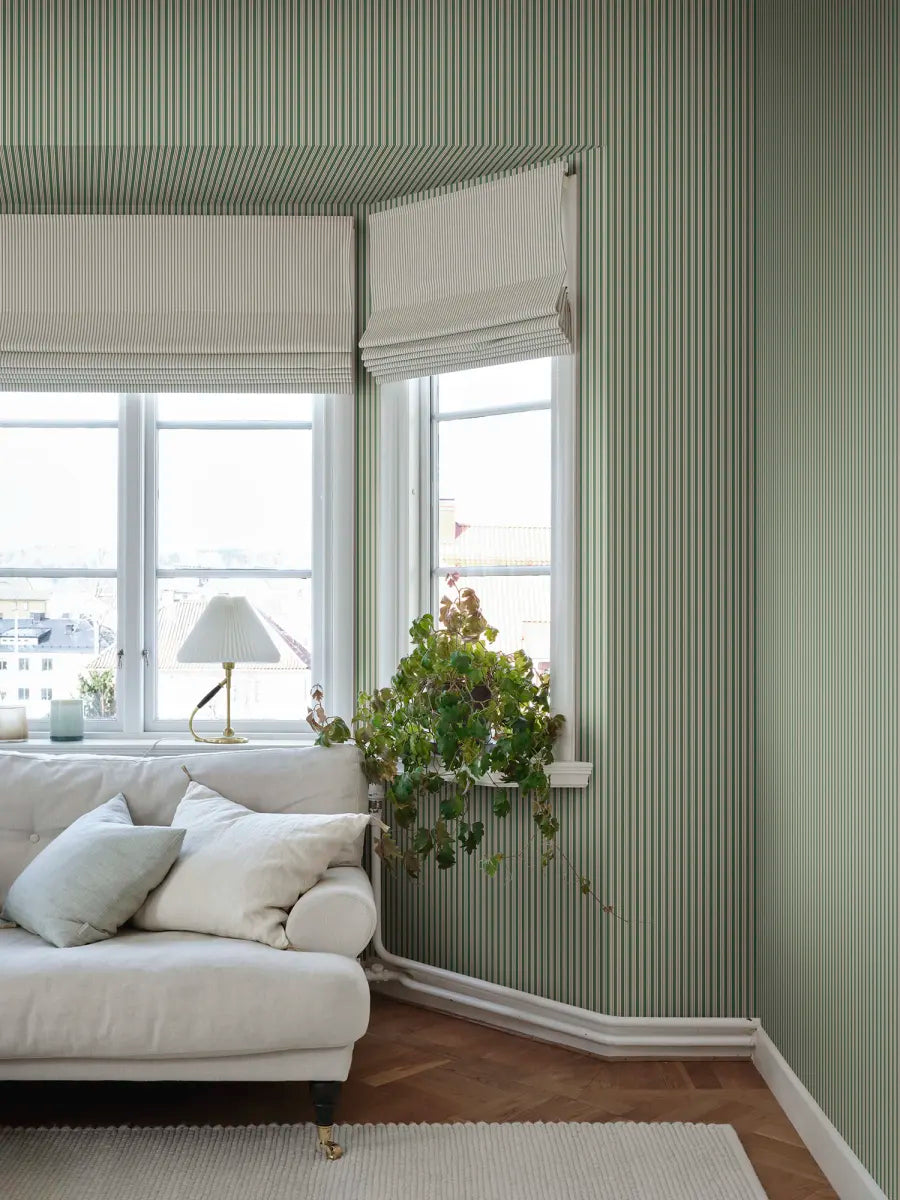 Linn wallpaper by Sandberg in a room setting