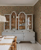 Hedda wall mural by Sandberg in a room setting