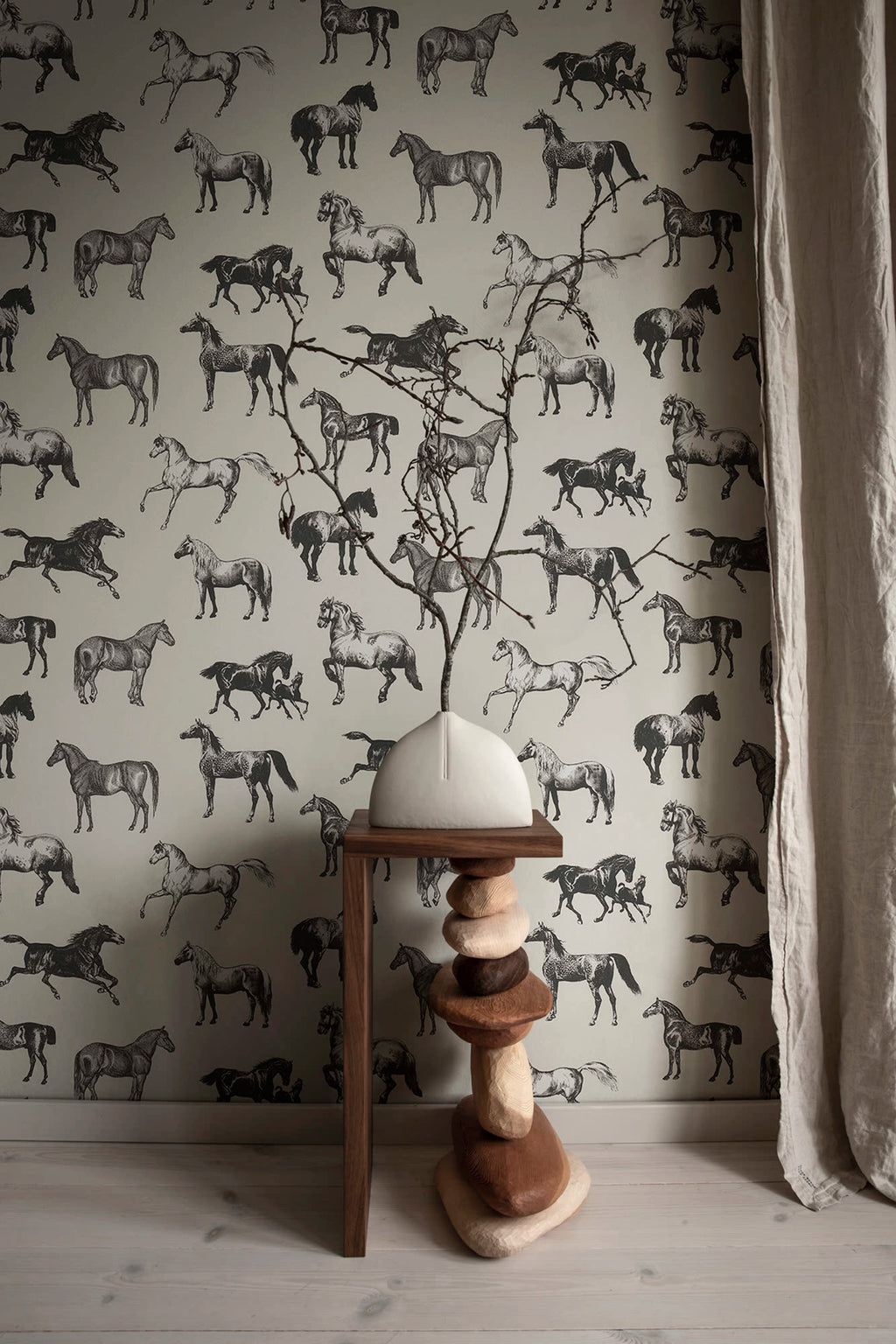Colette wallpaper by Sandberg – animals design, Grey – Graphite – styled in a room setting, view 11