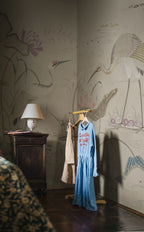 Seabirds wallpaper by Sandberg – chinoiserie design, Beige – Sandstone