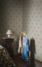 Audrey wallpaper by Sandberg in a room setting