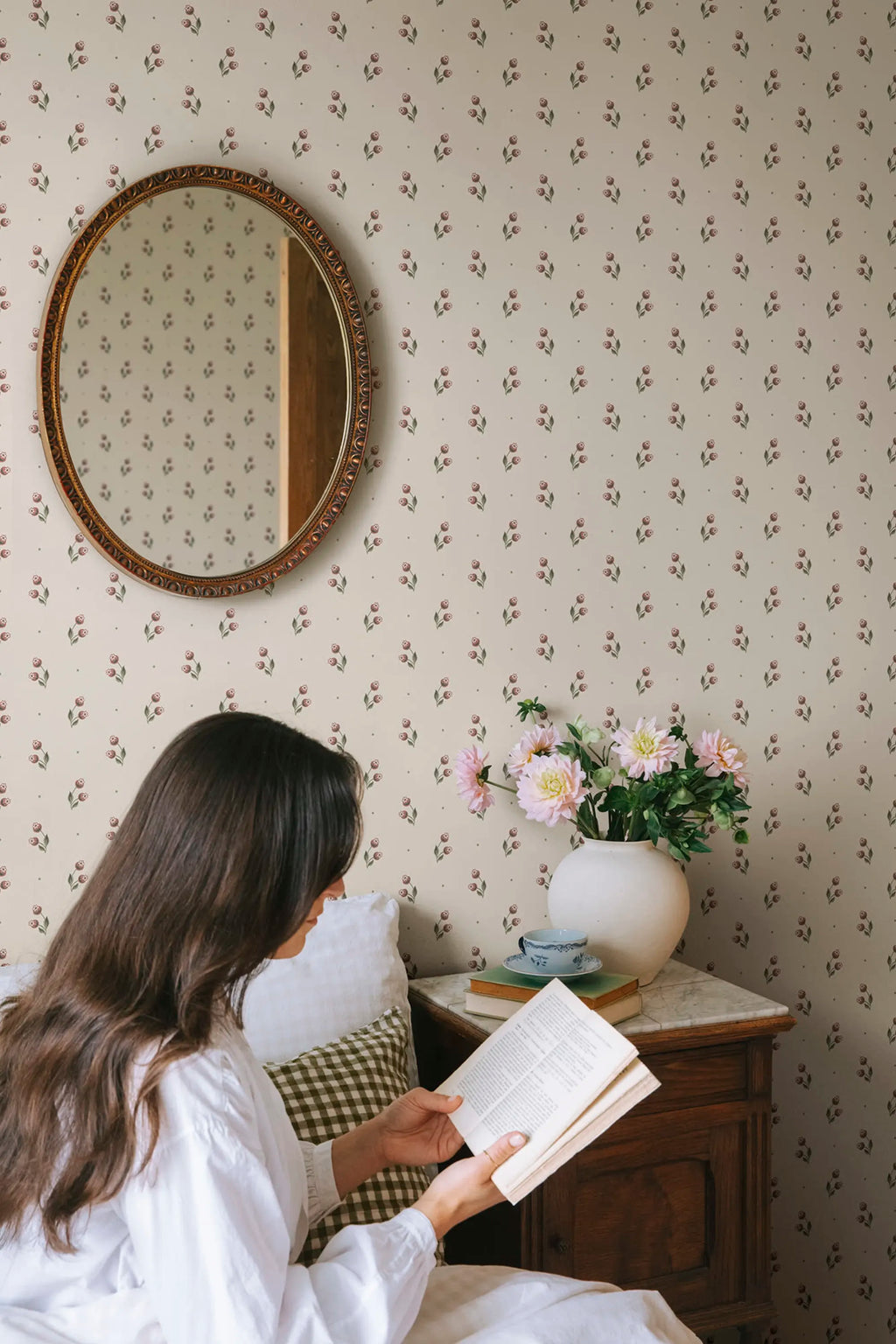 Siv wallpaper by Sandberg in a room setting