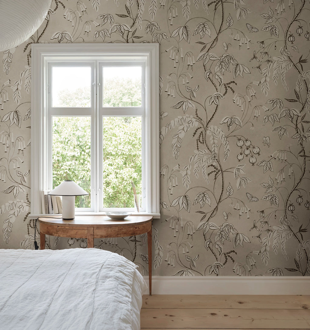 Ottilia wallpaper by Sandberg – Beige – Sand colourway, styled in a second room setting