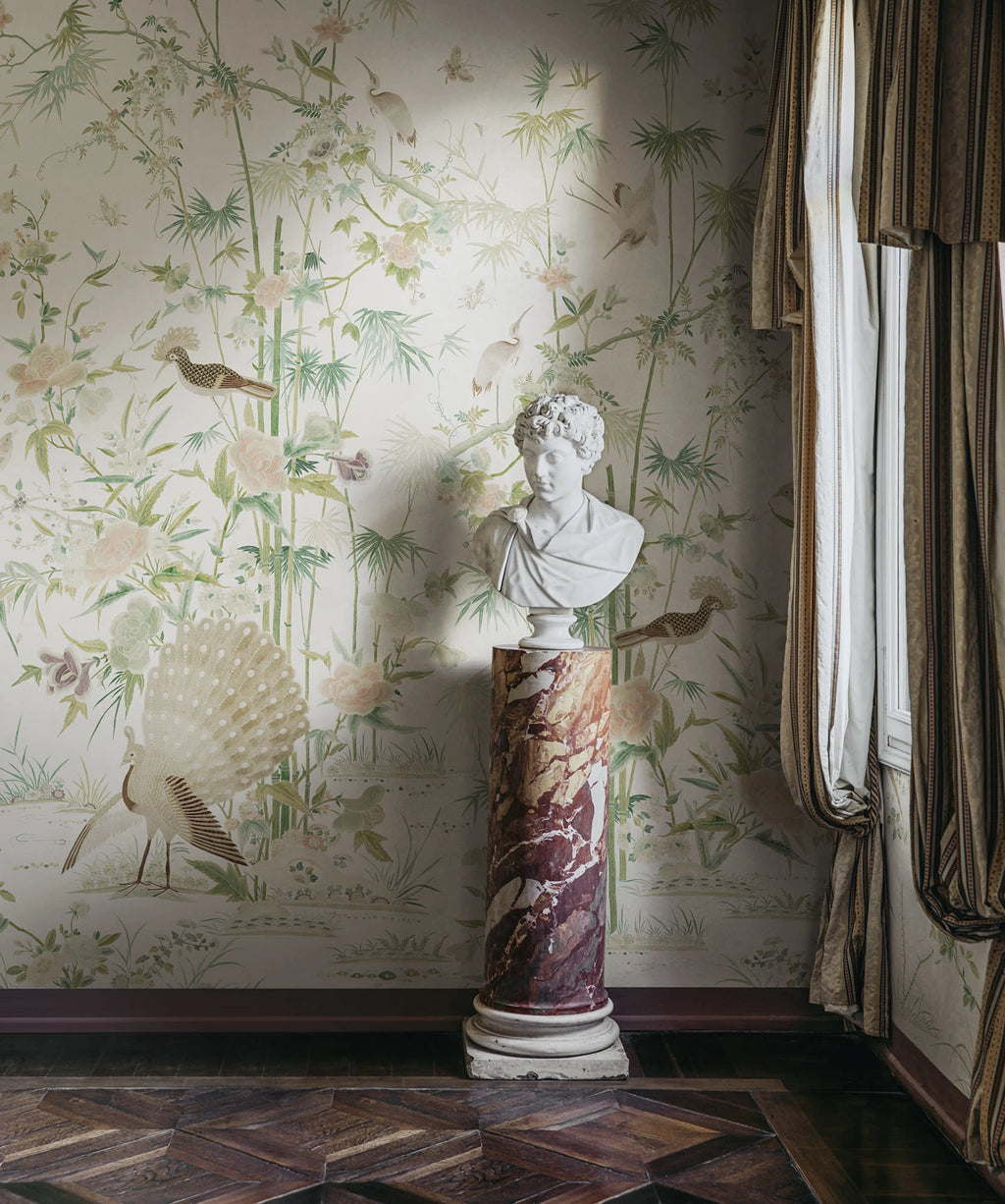 Chinoiserie Garden wallpaper by Sandberg – chinoiserie design, Light Green – styled in a room setting, view 9