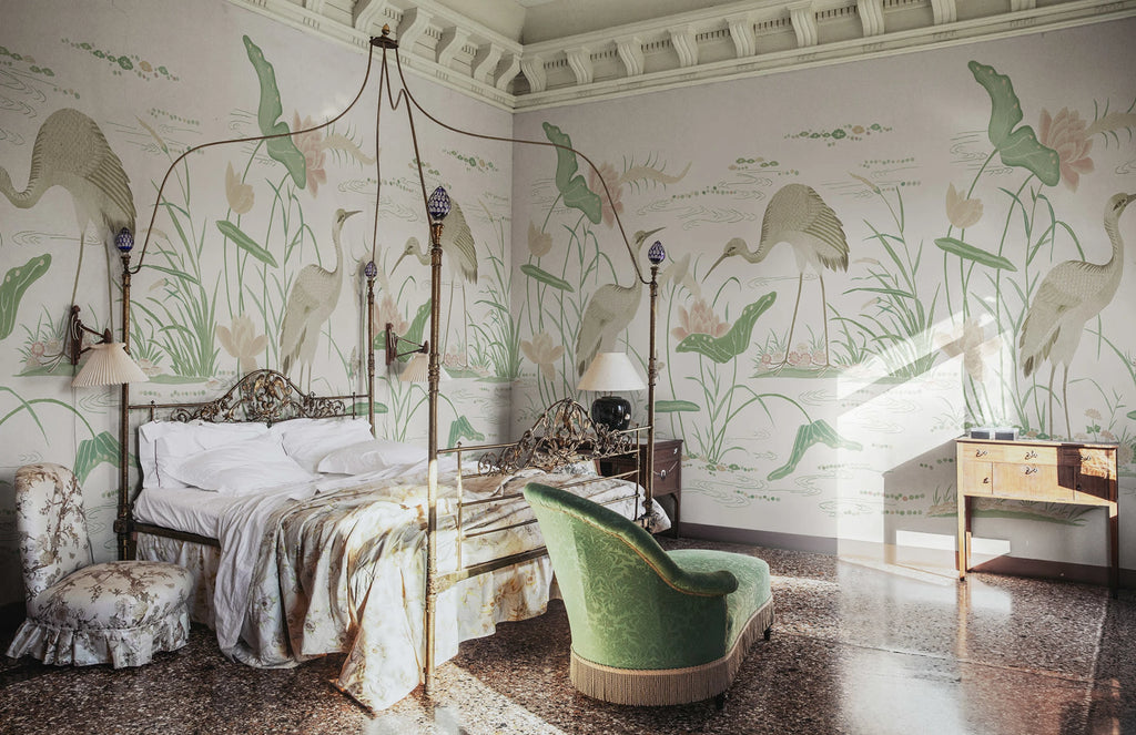 Seabirds wallpaper by Sandberg – chinoiserie design, Green