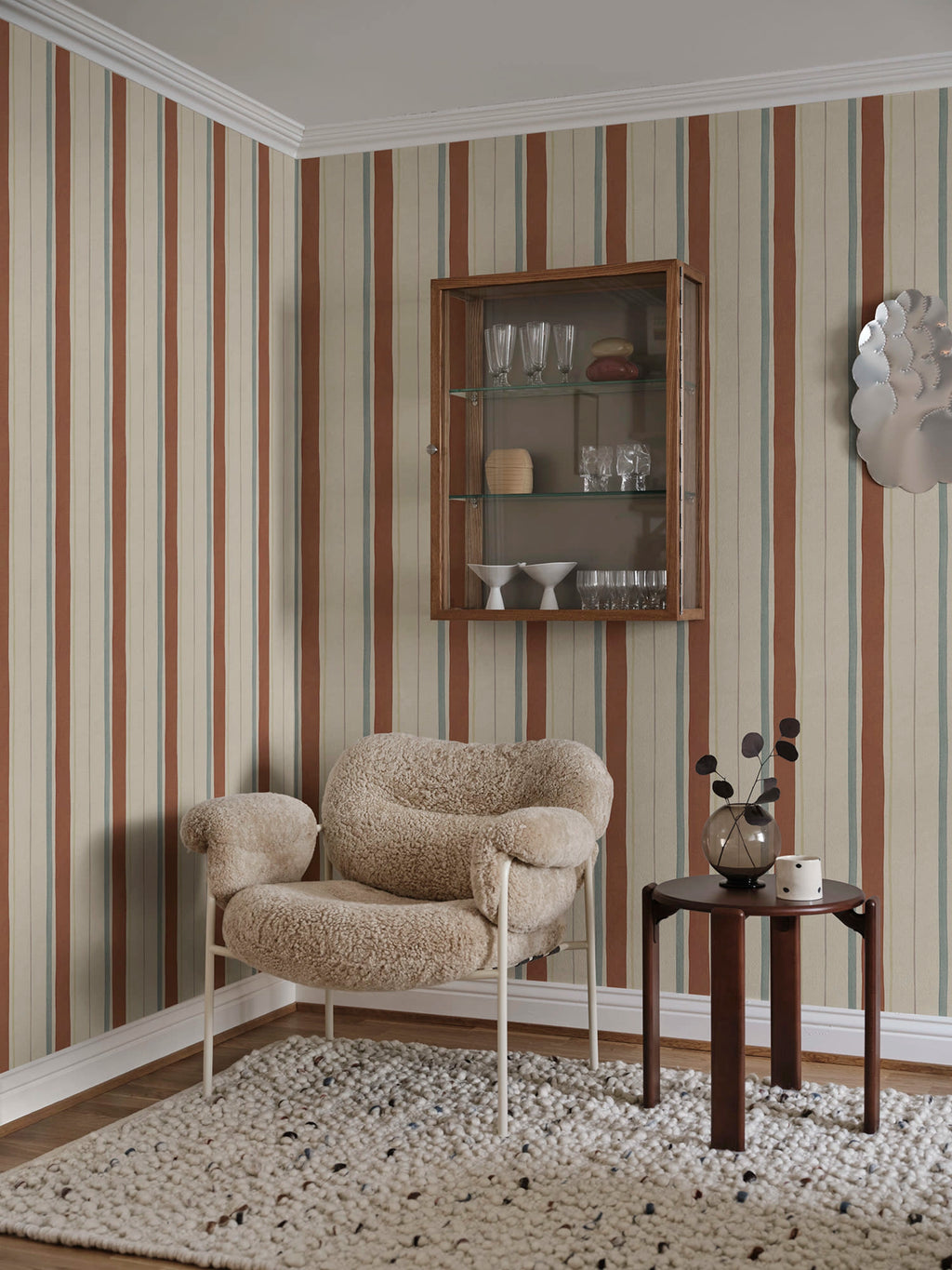 Billie wallpaper by Sandberg – stripe design, Red – styled in a room setting, view 7