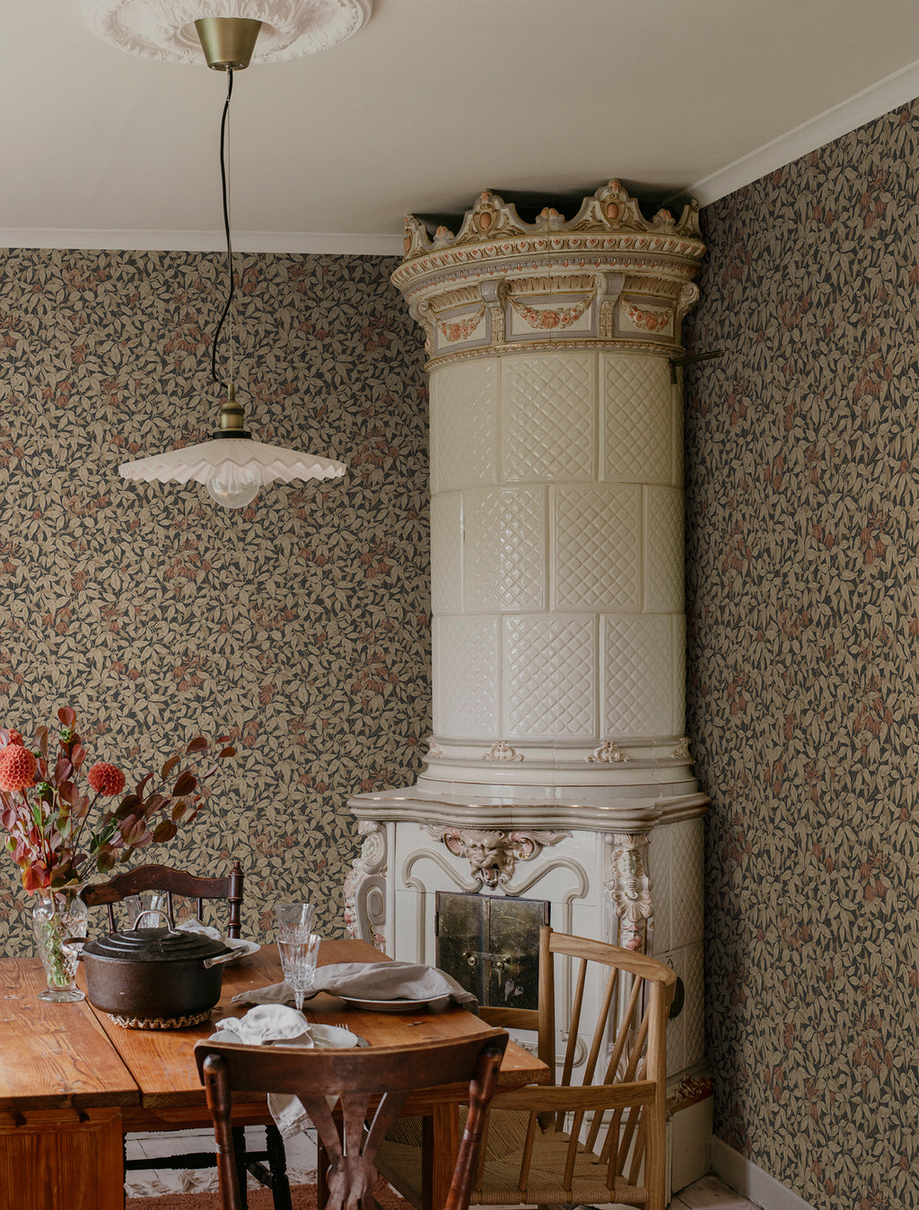 Linnea wallpaper by Sandberg in Charcoal, styled on an interior wall