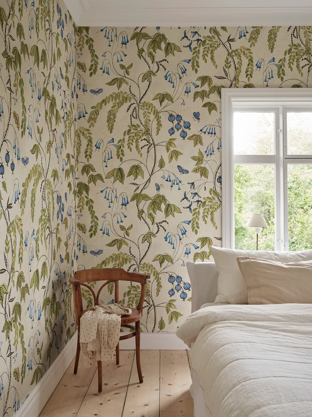 Ottilia wallpaper by Sandberg – floral design, Olive Green, styled in a second room setting