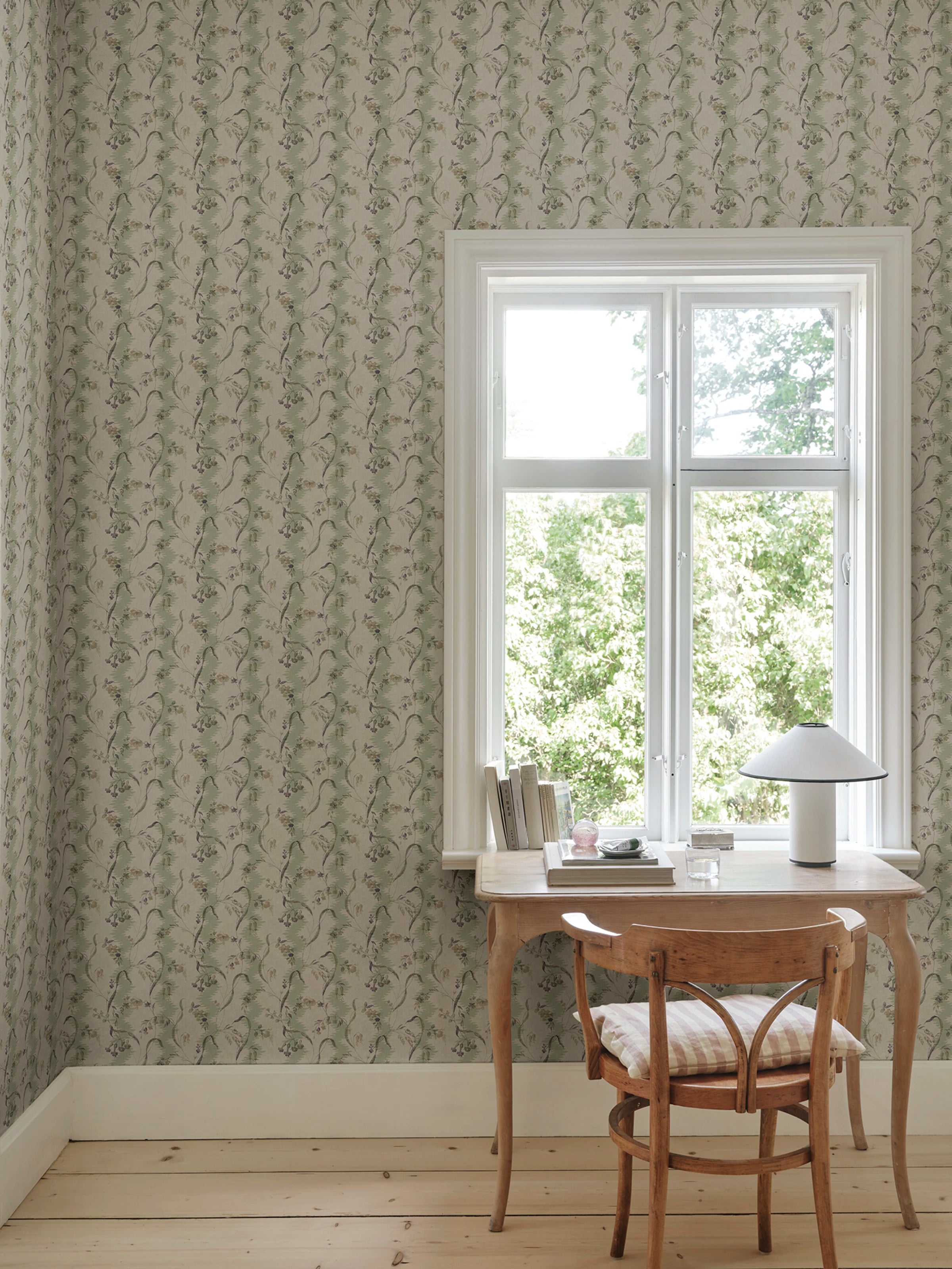 Beatrice wallpaper by Sandberg – floral design, Light Green, styled in a second room setting