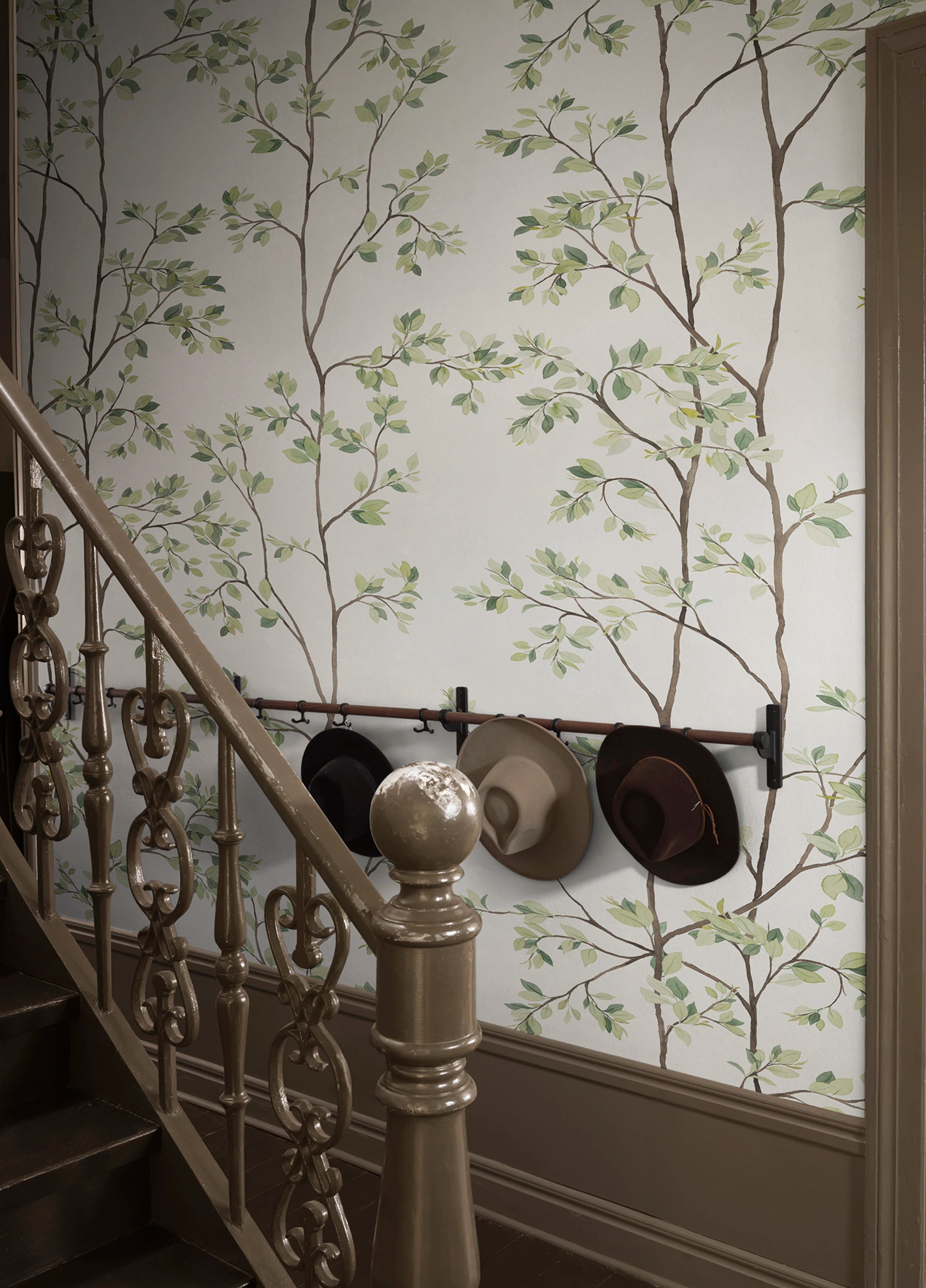 Laura wallpaper by Sandberg – botanical design, Green – styled in a room setting, view 4