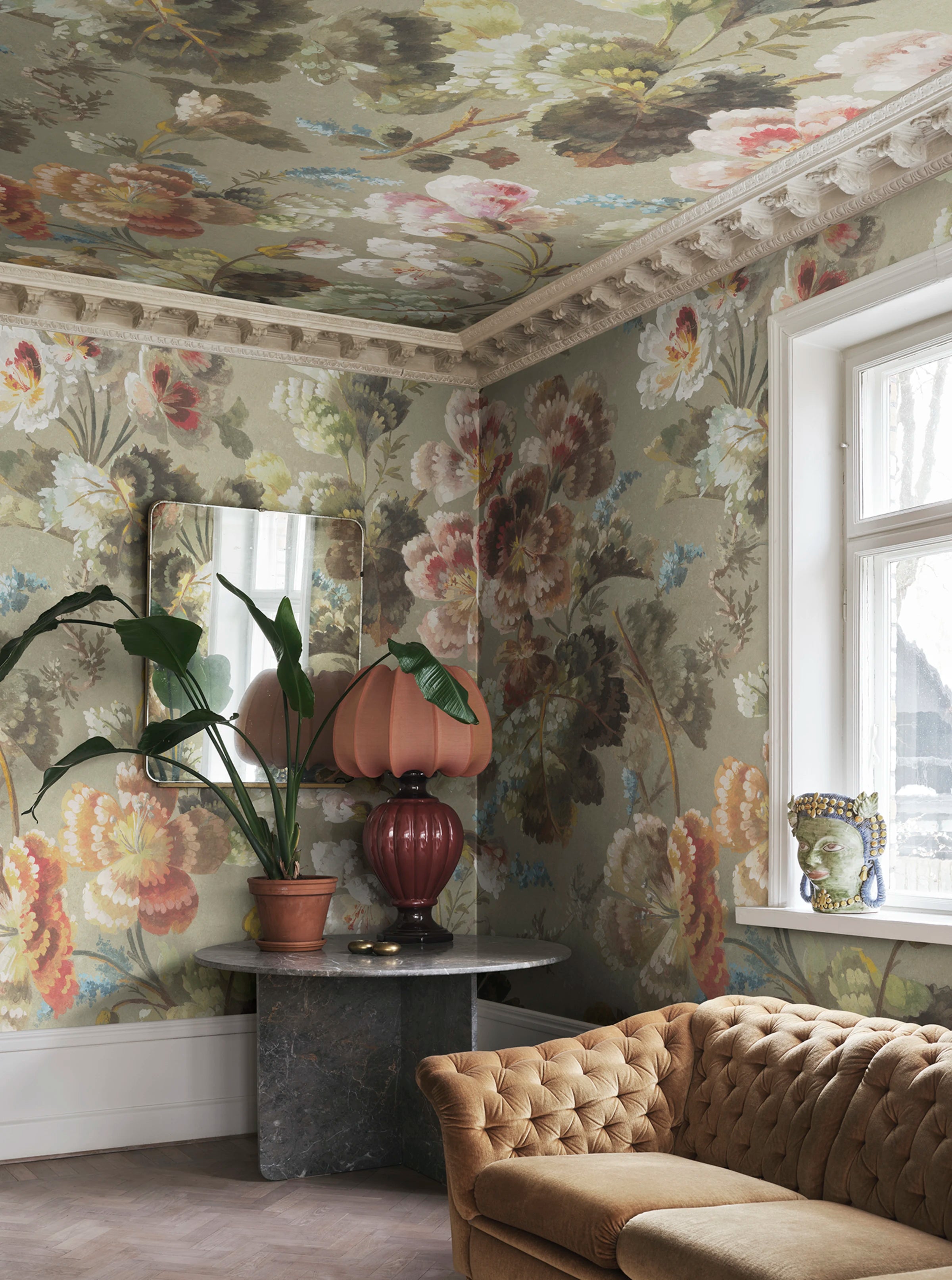 Ines wallpaper by Sandberg – floral design, Sage Green – styled in a room setting, view 6