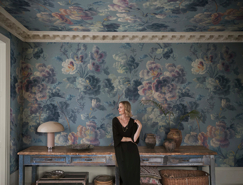 Ines wallpaper by Sandberg – floral design, Blue – styled in a room setting, view 4