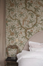 Alexa wallpaper by Sandberg – chinoiserie design, Green – Garden Green – styled in a room setting, view 4