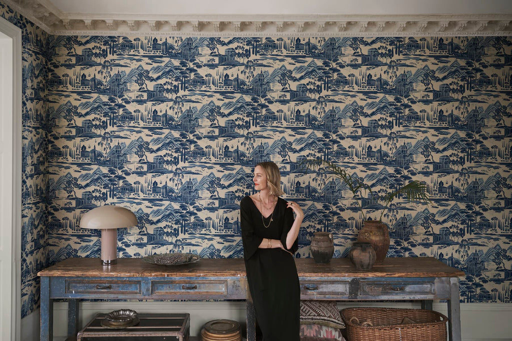 Lake Como wallpaper by Sandberg in a room setting