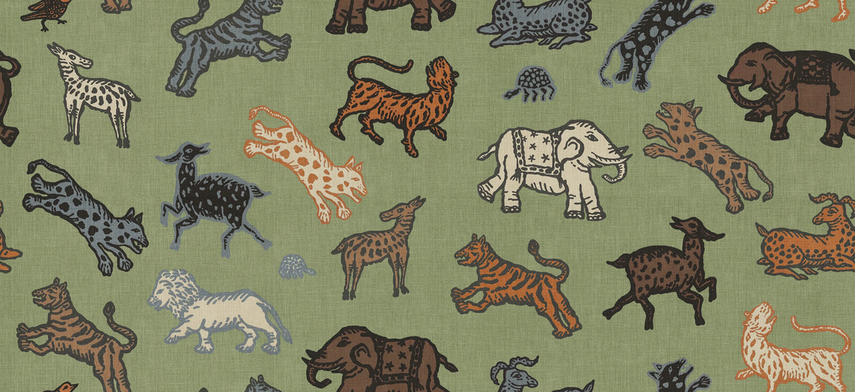 Leonard wallpaper by Sandberg – animals design, Green – flat swatch showing the repeat