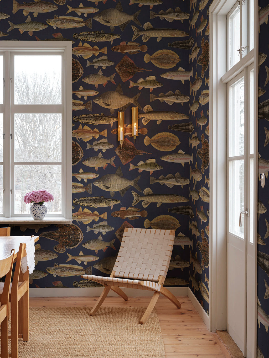Scandinavian Fish wallpaper by Sandberg – animals design, Blue – Dark Blue