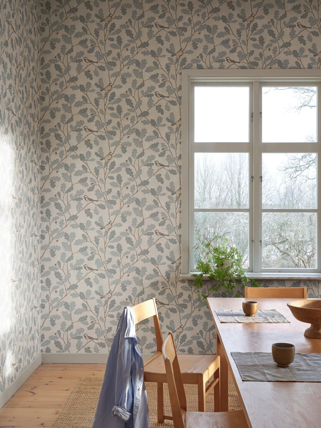 Waldemar wallpaper by Sandberg – botanical design, Light Blue