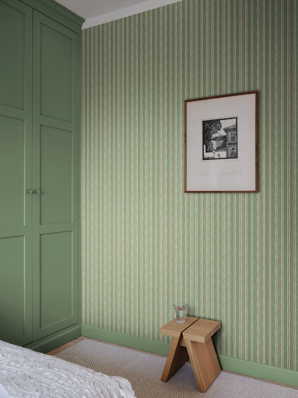 Albin wallpaper by Sandberg – stripe design, Green – Dark Green – styled in a room setting, view 6