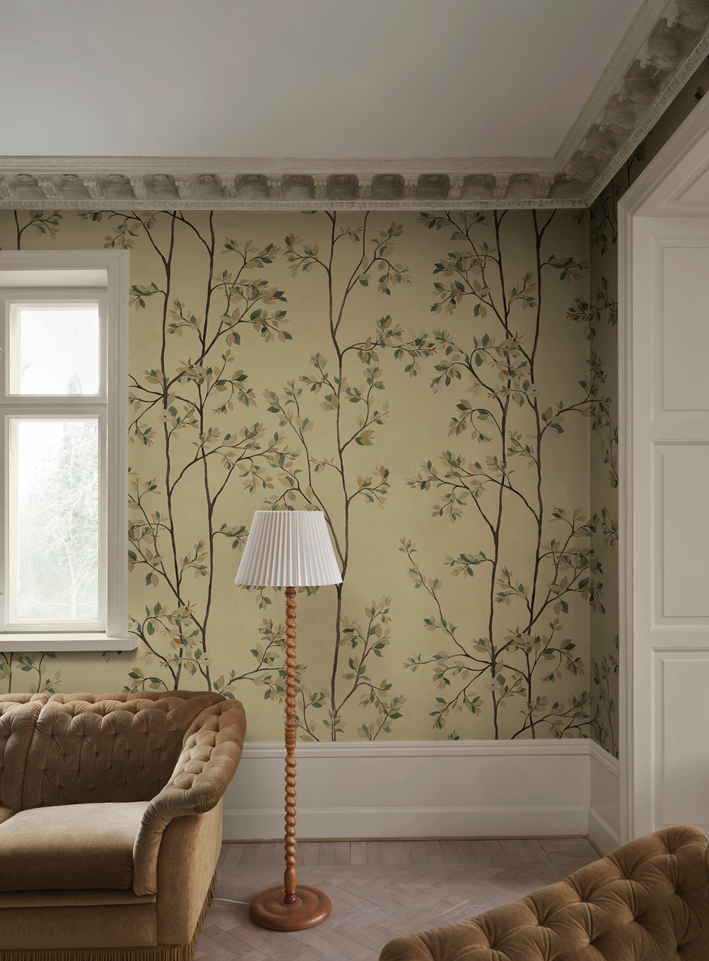 Laura wallpaper by Sandberg – botanical design, Yellow – Honey – styled in a room setting, view 7
