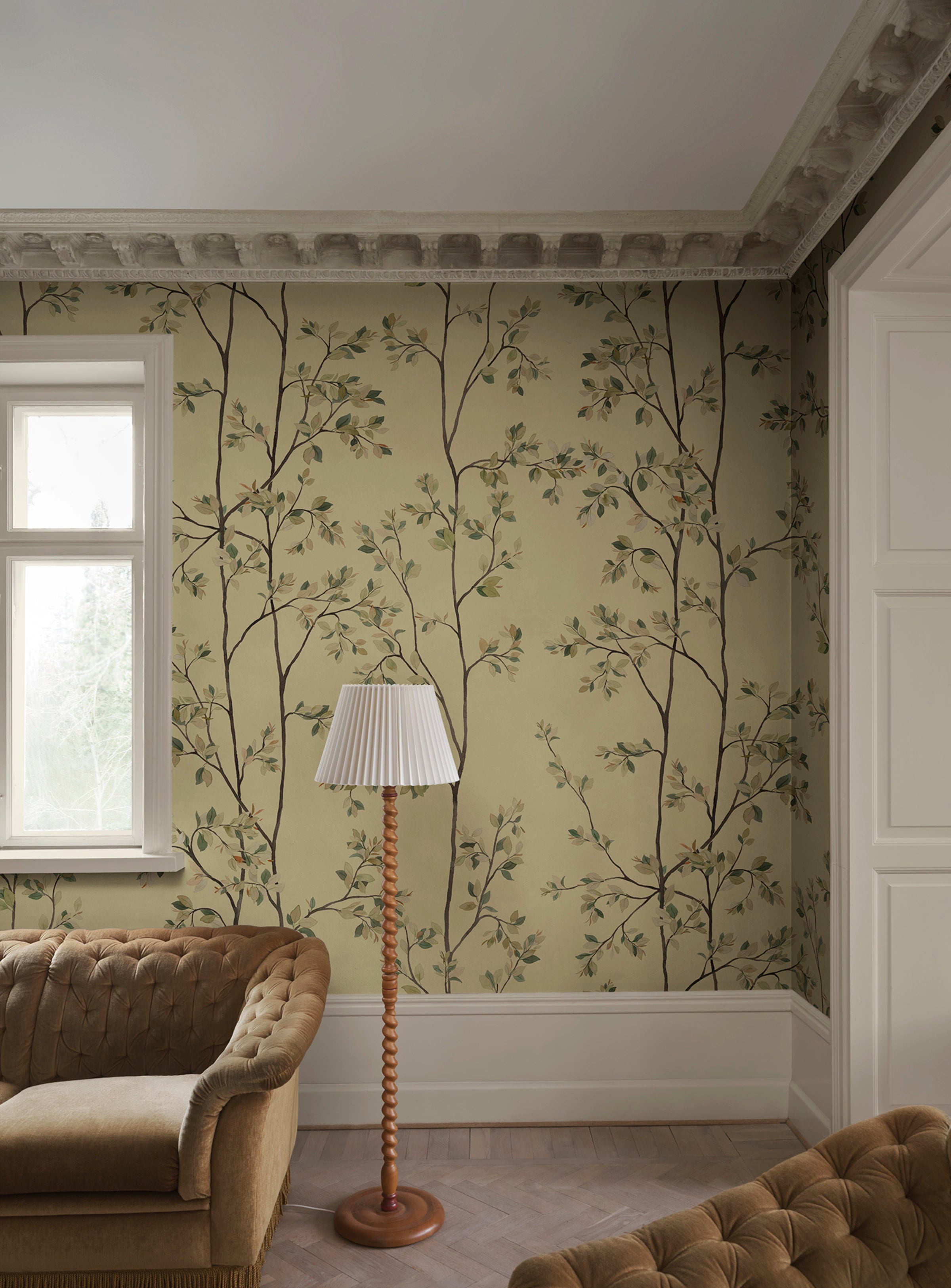 Laura wallpaper by Sandberg – botanical design, Yellow – Honey – styled in a room setting, view 7