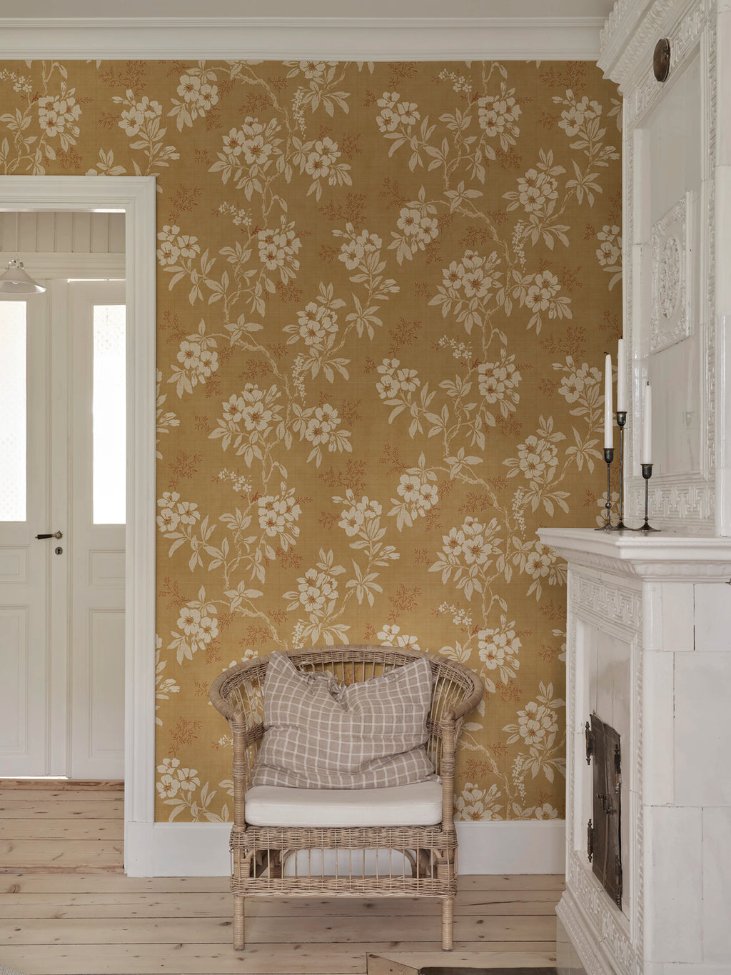 Vera wallpaper by Sandberg – floral design, Yellow