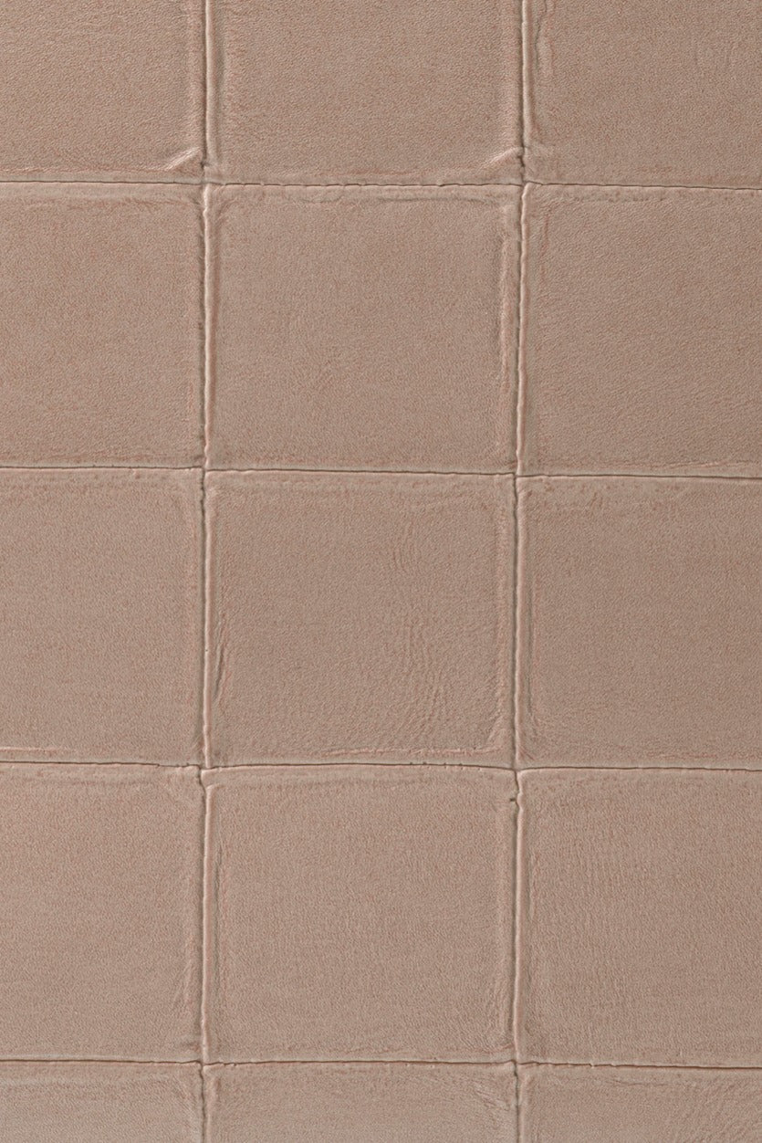 Alma by Arte wallpaper by Arte in Pink (Marrakech) – flat swatch of the padded leather pattern