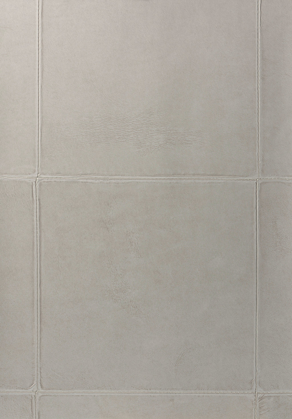 Campo wallpaper by Arte in Grey (Cloth) – flat swatch of the tiled leather pattern