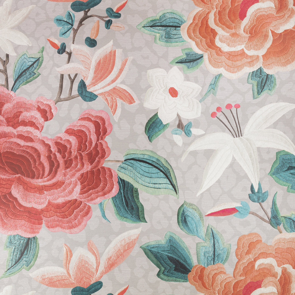 Lavinia wallpaper by Romo in Pomelo – floral design