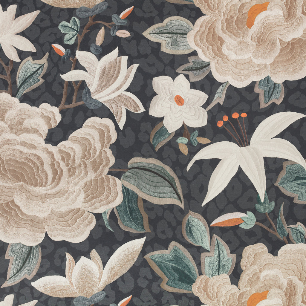 Lavinia wallpaper by Romo in Slate – floral design