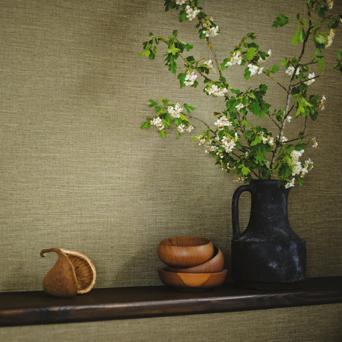 Nysa Linen wallpaper by Romo, styled room shot 3