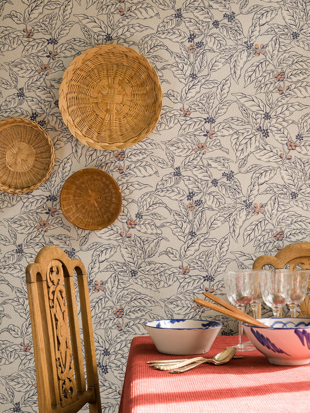 Caffeine wallpaper by Langelid/von Bromssen - botanical design in Blue
