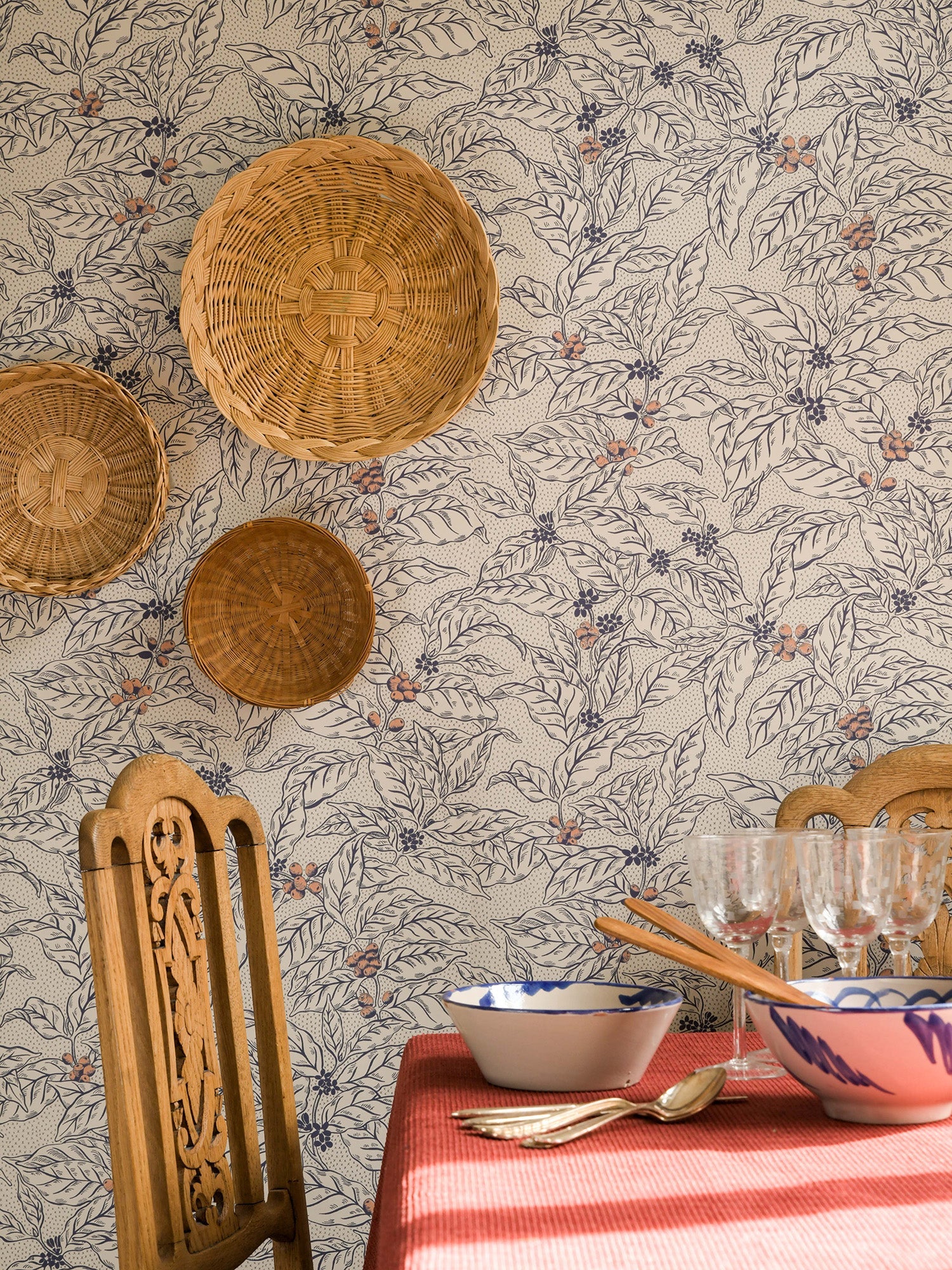 Caffeine wallpaper by Langelid/von Bromssen - botanical design in Blue