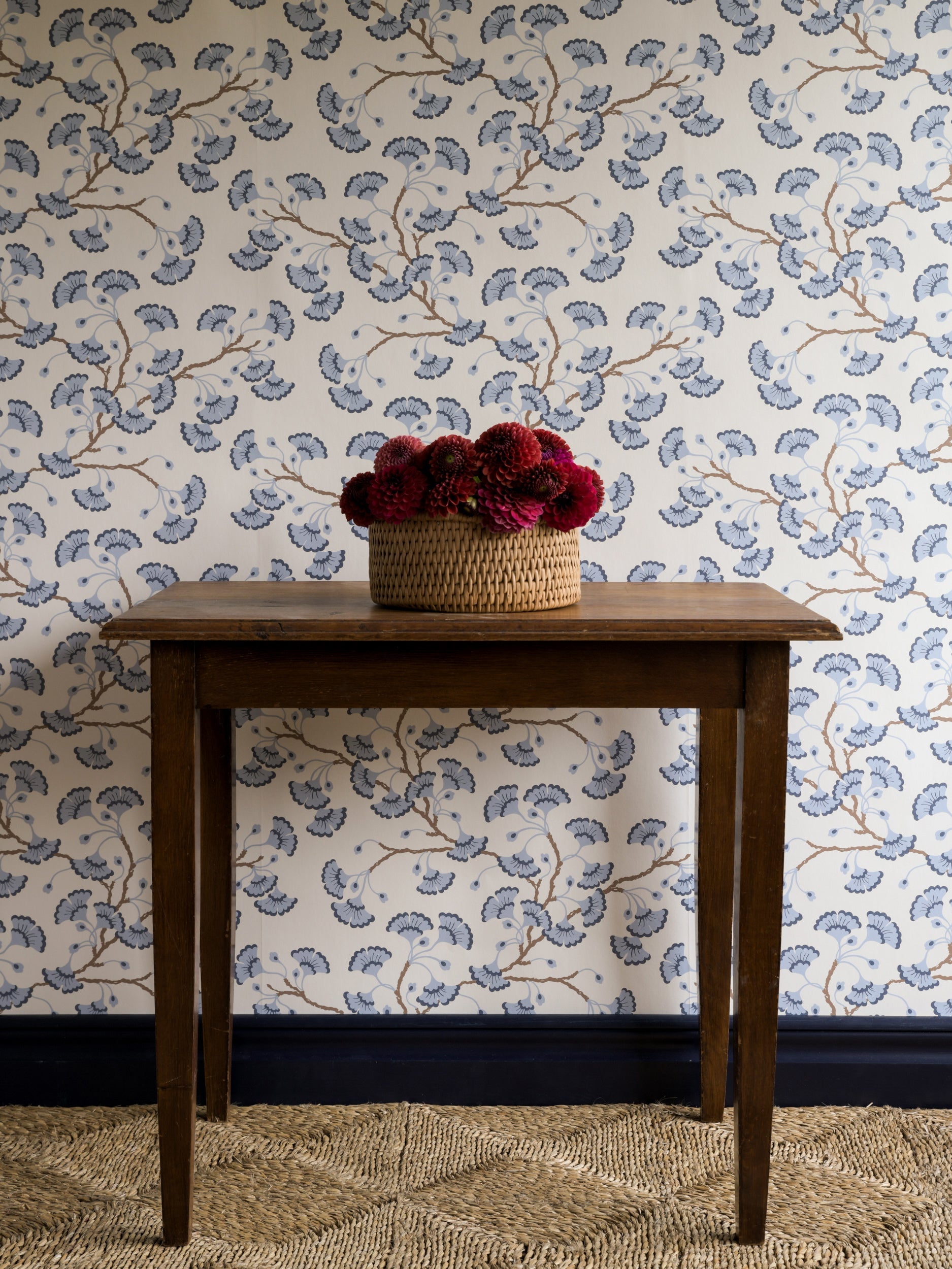 Ginkgo Garden wallpaper by Langelid/von Bromssen - botanical design in Blue