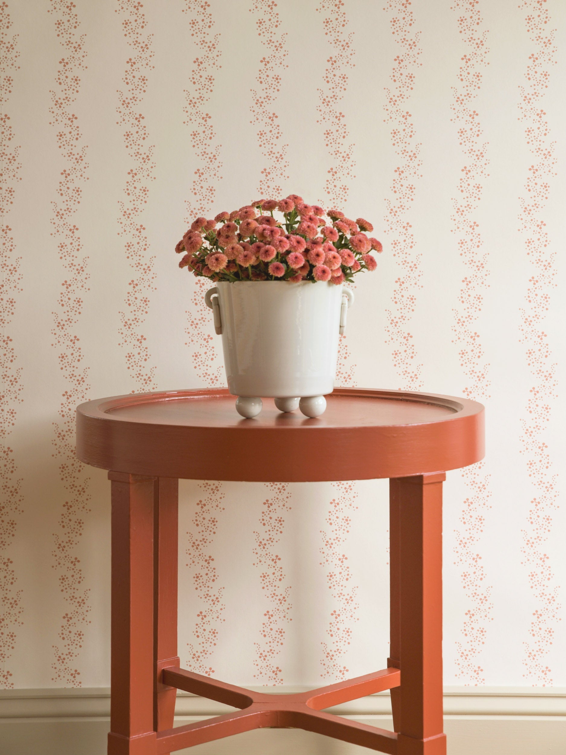 Airy Fairy wallpaper by Langelid/von Bromssen - stripe design in Pink