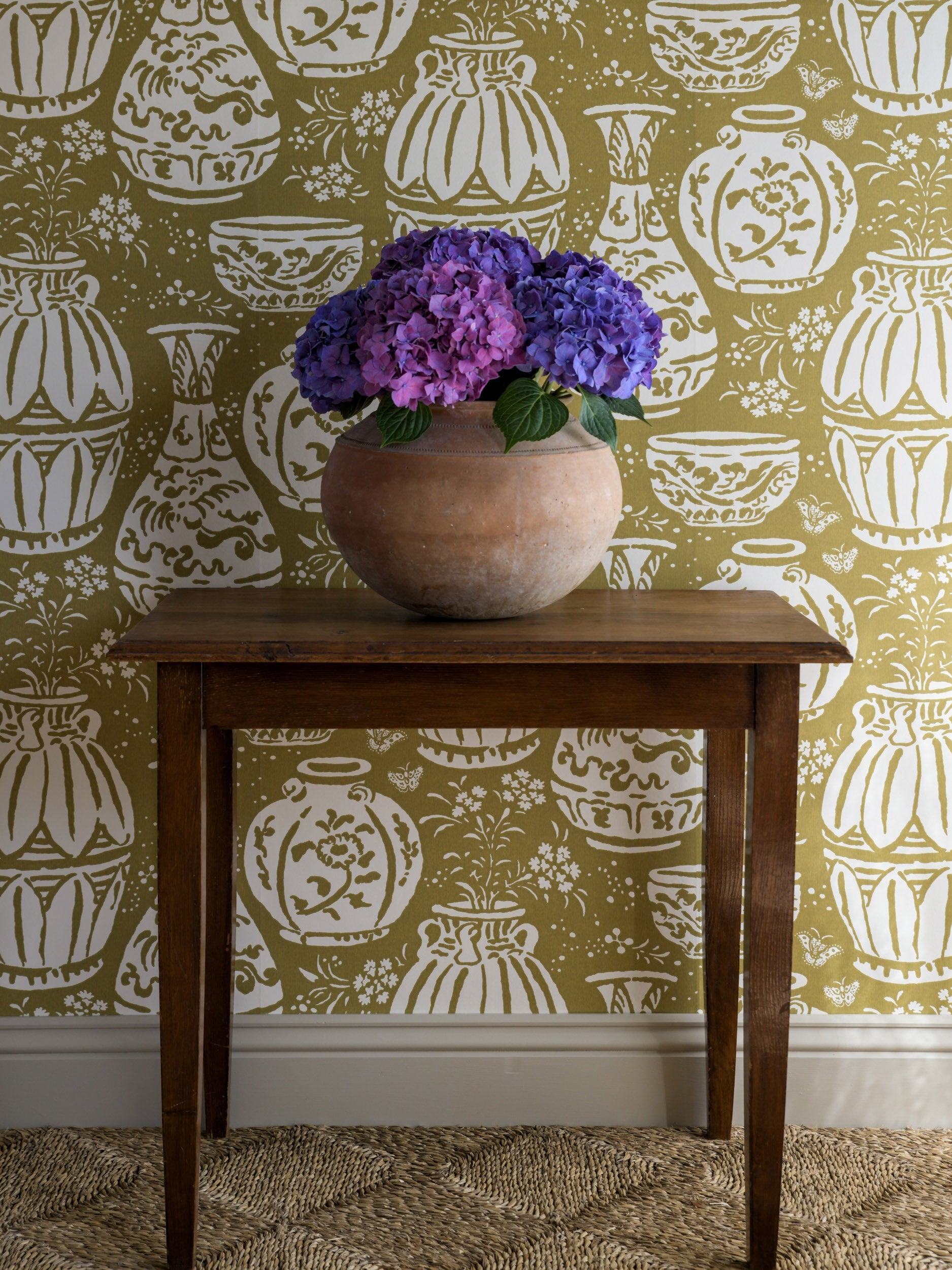 Pottery wallpaper by Langelid/von Bromssen - abstract design in Yellow