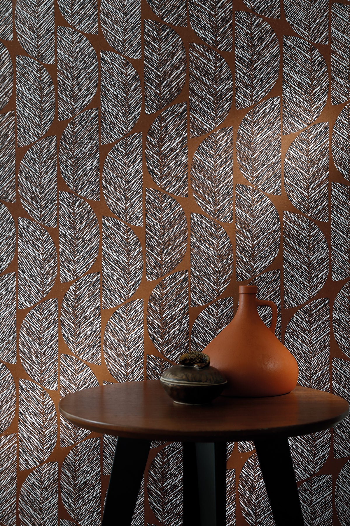 Abelia wallpaper by Casamance in Orange – Terracotta, styled room shot