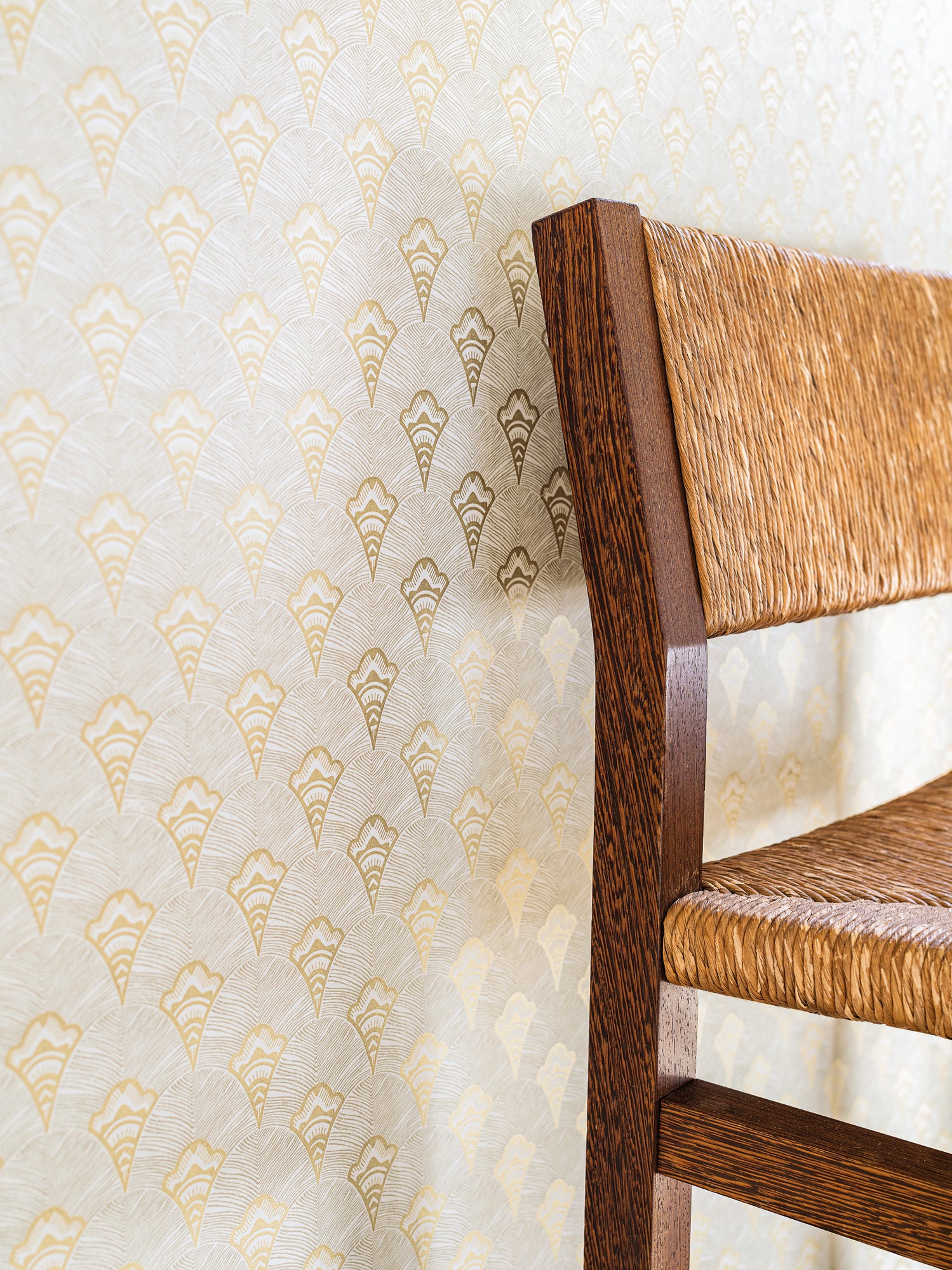 Adenium wallpaper by Casamance in Beige – Sand, styled room shot