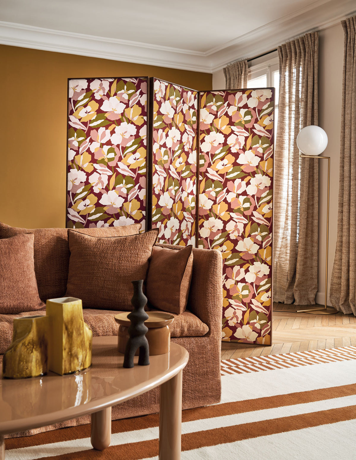 Amaryllis wallpaper by Casamance in Red – Garnet & Blush, styled room shot