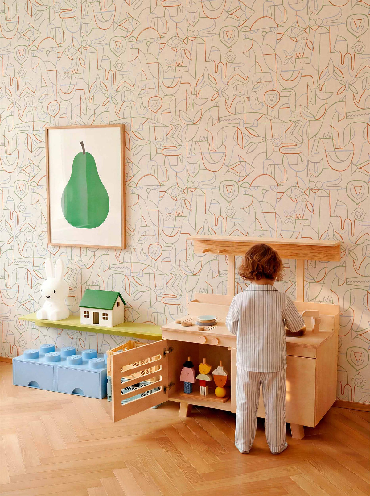 Animalia wallpaper by Coordonné in Green – Mint, styled room