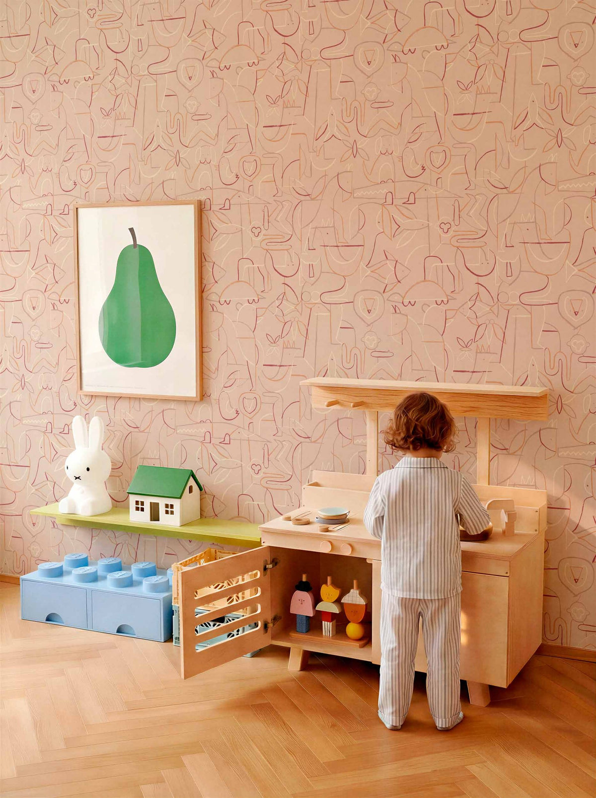 Animalia wallpaper by Coordonné in Pink, styled room