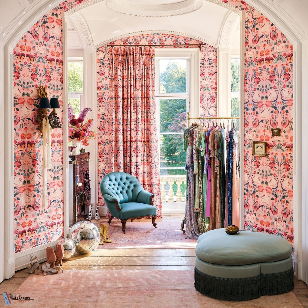 Bonita wallpaper by Romo in Pink – Chateau Rose, styled room shot 2