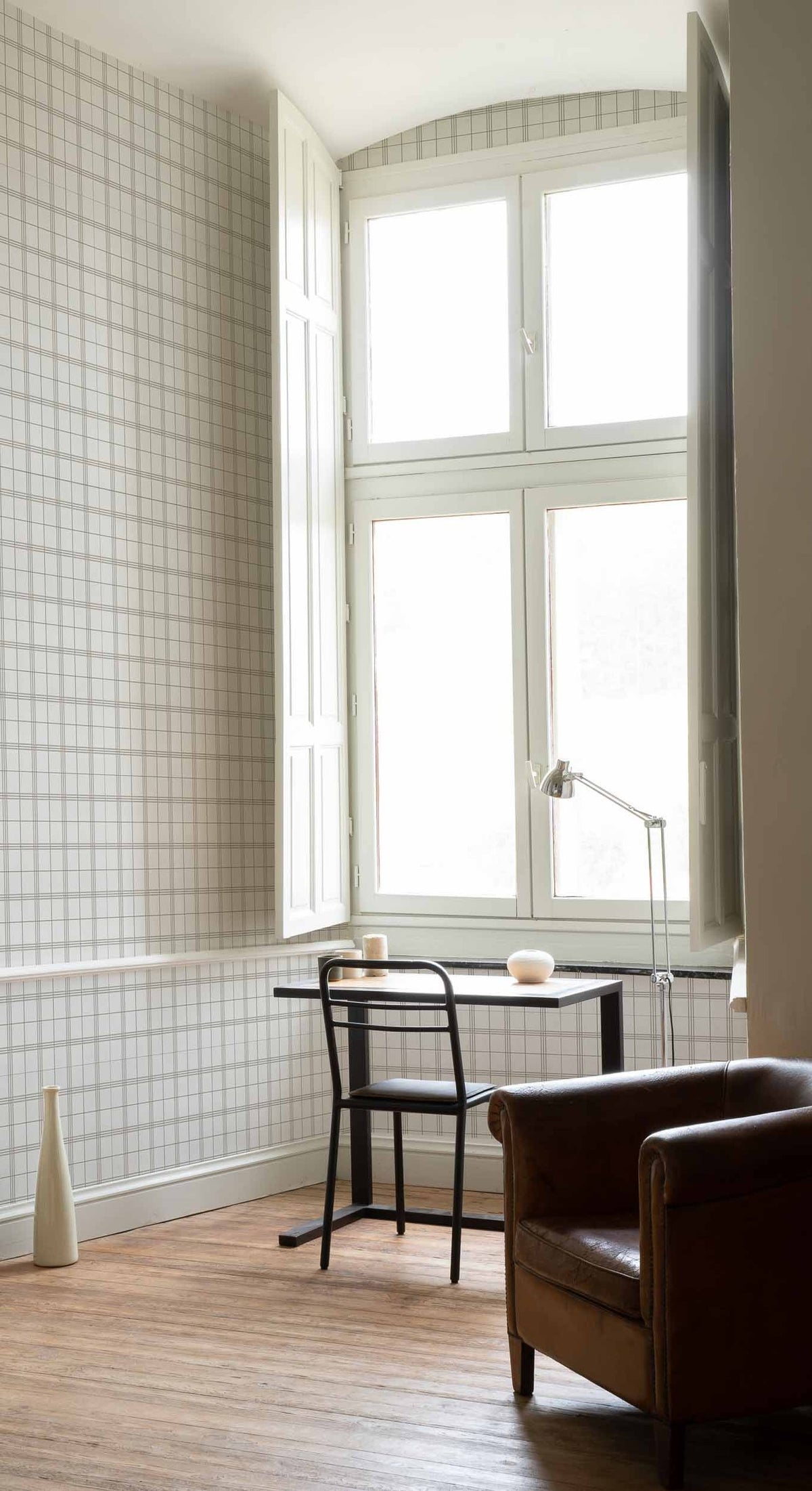 Check 7 wallpaper by Coordonné in Beige, styled room