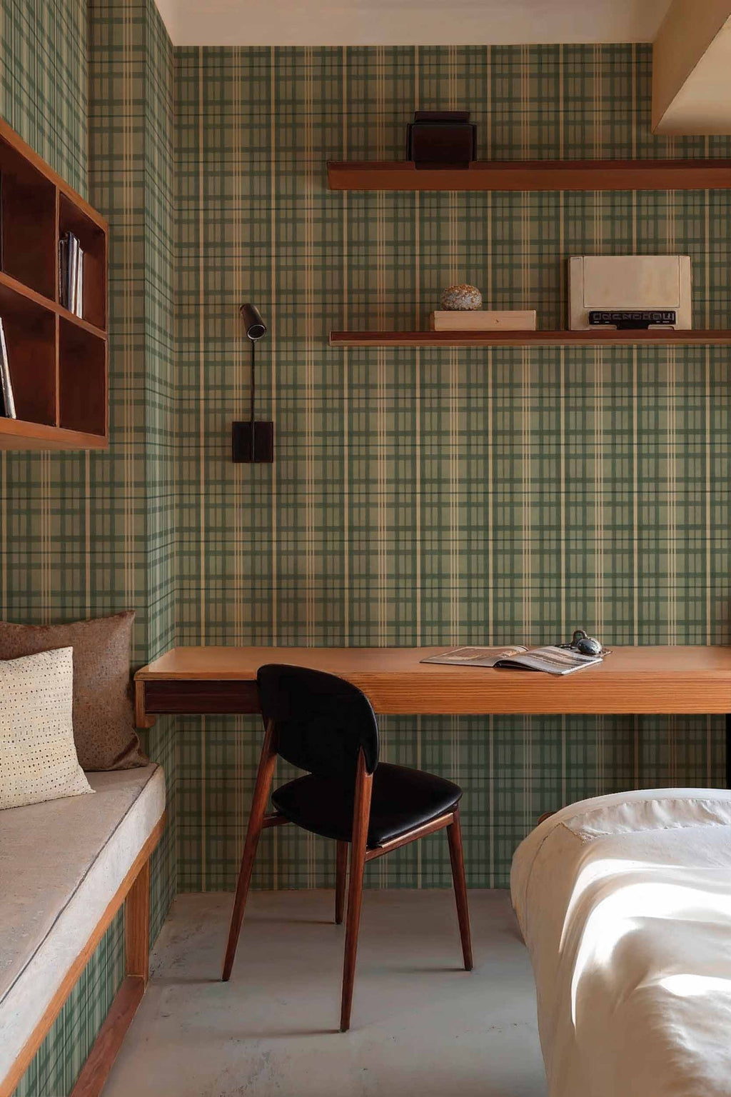 Clan's Check wallpaper by Coordonné in Green, styled room
