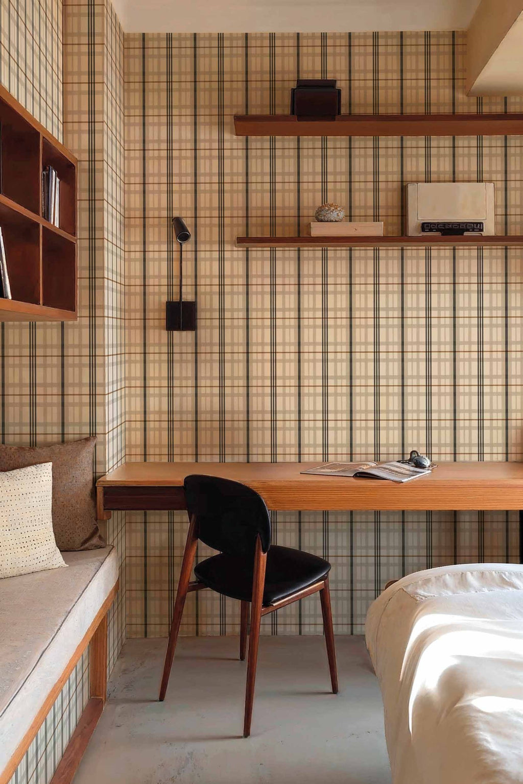 Clan's Check wallpaper by Coordonné in Black, styled room