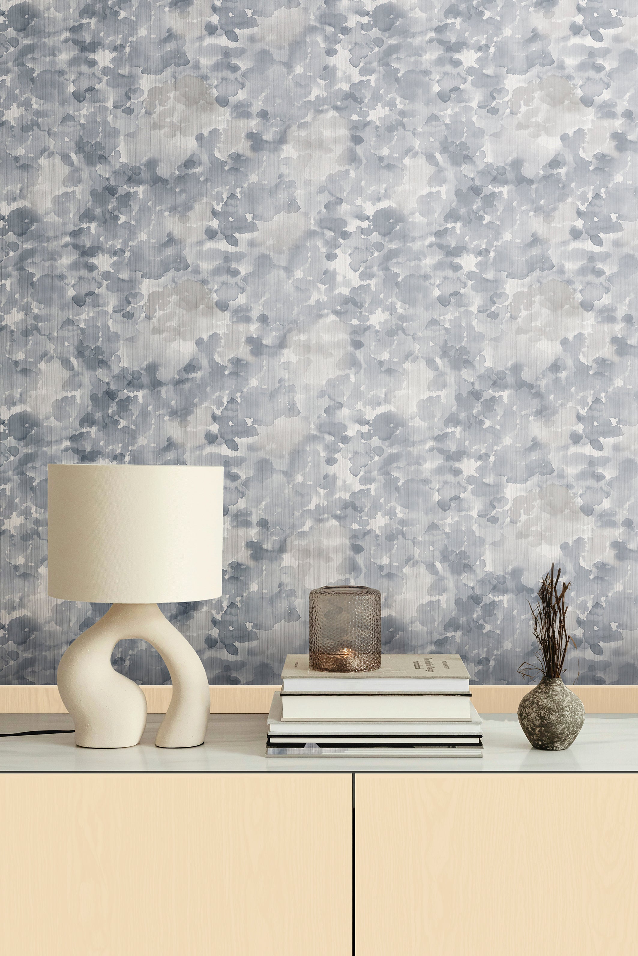Emma Hayes Colour Field wallpaper – Stone Metallic