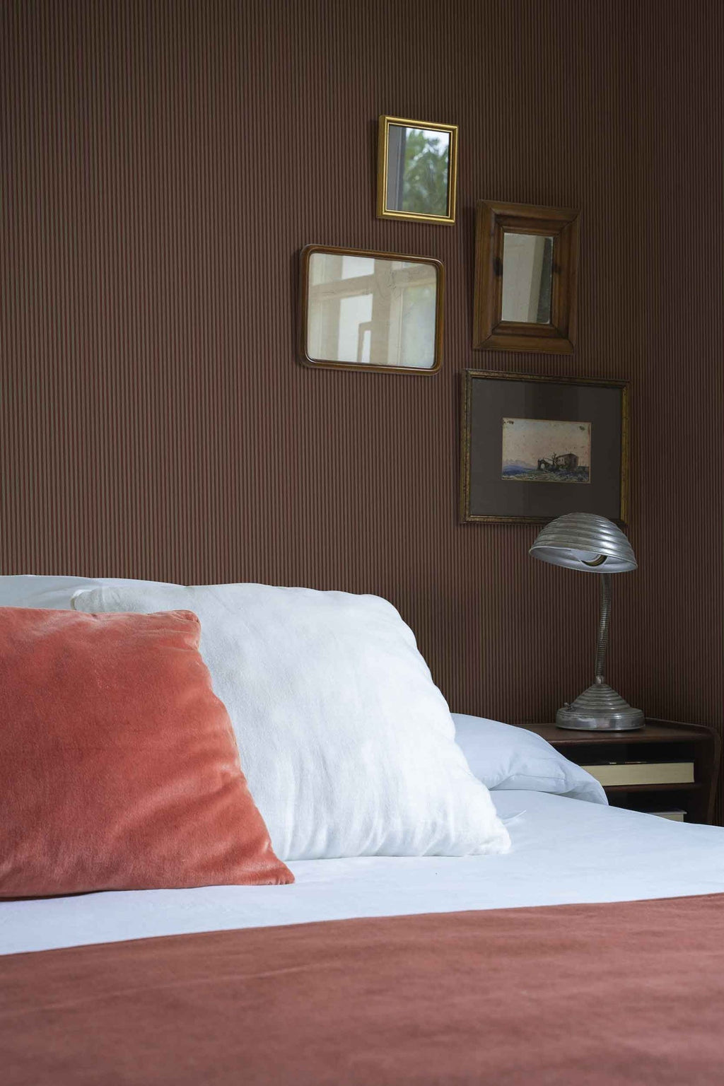 Fermín wallpaper by Coordonné in Brown, styled room